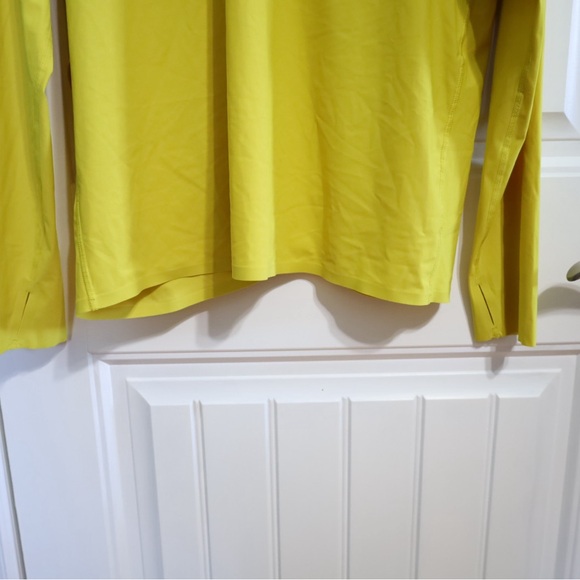 Lululemon Sun Shelter Long Sleeve Rash Guard in Soleil (Yellow) Womens Medium - Picture 6 of 10